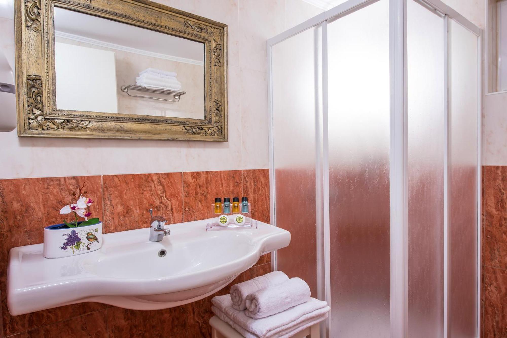 Ammos Boutique Apartments & Suites Malia Habitación foto